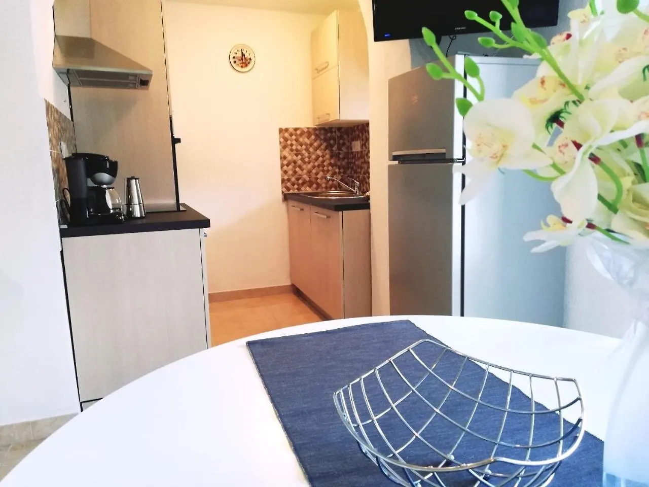 Apartment Surdic Valun 3*,  Croatia