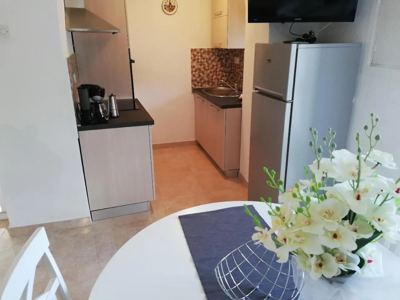 Apartment Surdic Valun Guest house